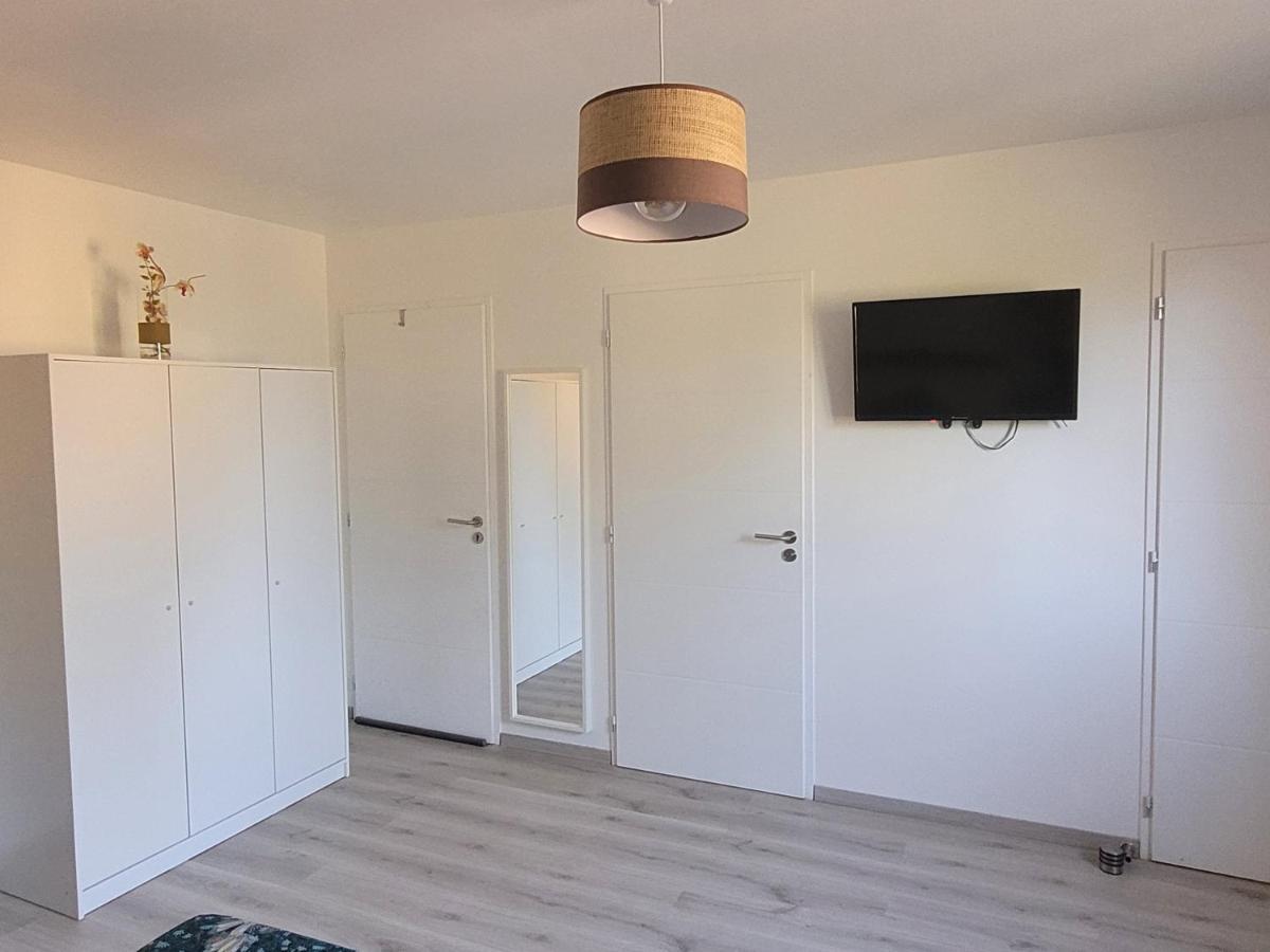 Appartement tout équipé en rez-de-jardin entre Gard et Ardèche Saint-Julien-de-Peyrolas Exterior foto